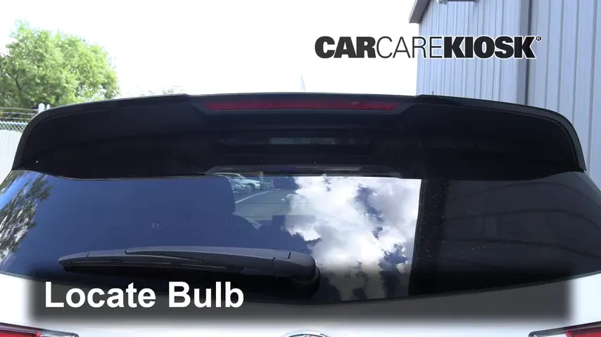 2020 Acura RDX 2.0L 4 Cyl. Turbo Éclairage Feu de freinage central (remplacer l'ampoule)